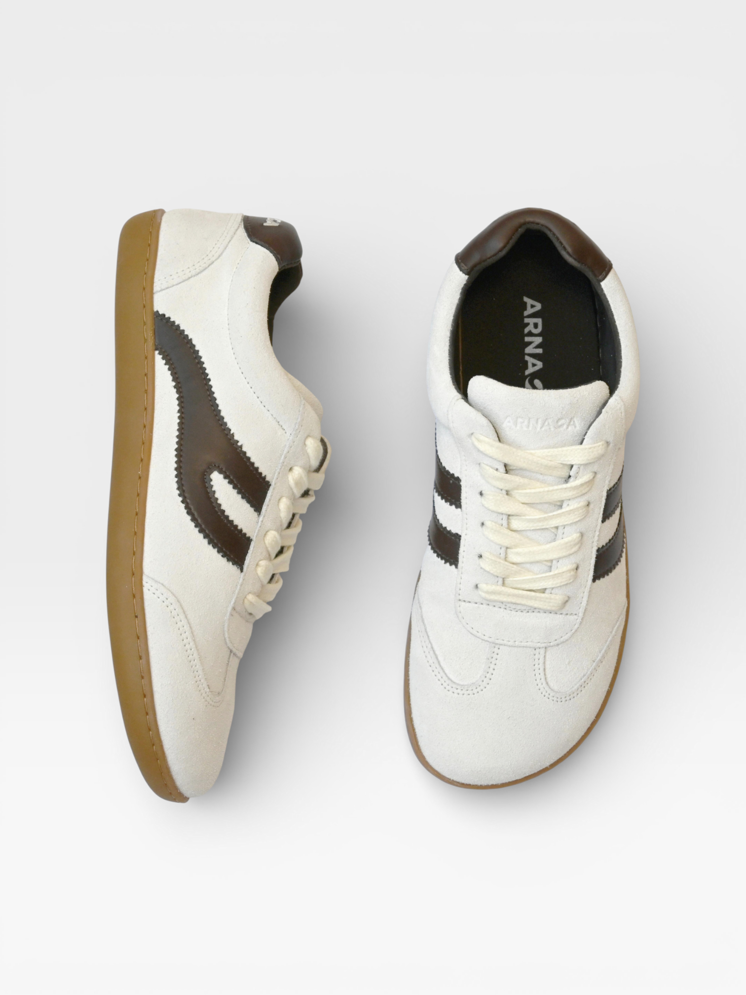 Par de zapatillas barefoot Atlantic Mist blanco niebla, vista frontal oblicua — ARNASA