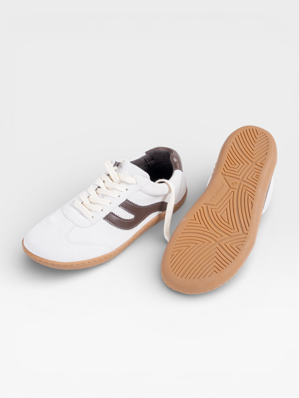 Zapatilla barefoot Atlantic Mist blanco niebla, vista superior y suela zero drop — ARNASA